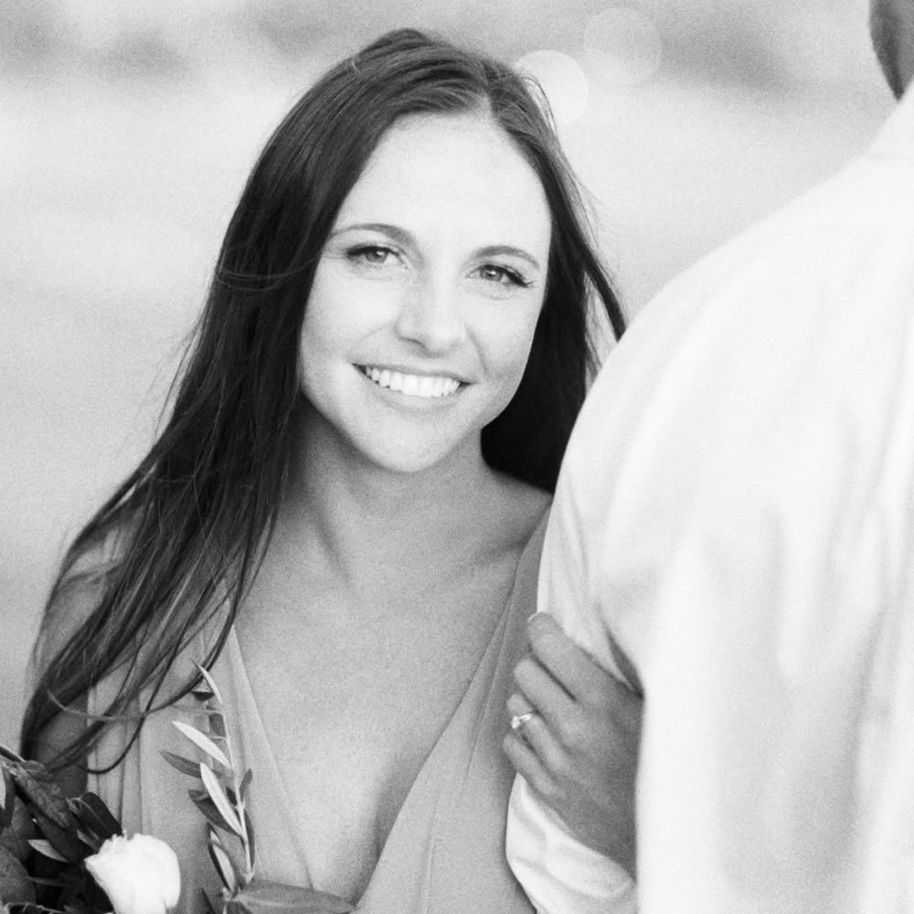 Meet your Posher, Hilary